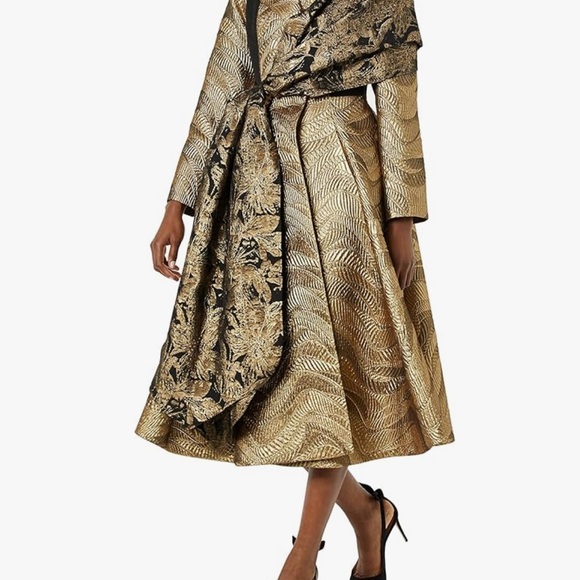 LAST ONE IN MY CLOSET! Making the Cut jacquard coat and scarf NWT - Picture 3 of 4